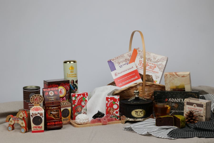 Новогодние сувениры: что привезти в подарок из Вологодской области?