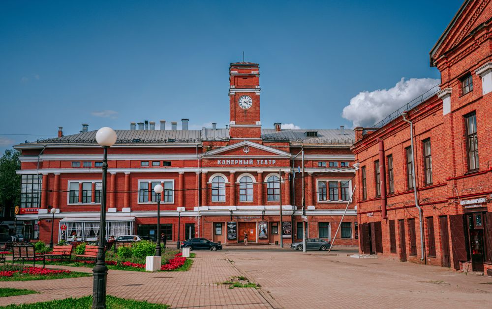 06.2025_v_gorode_leto