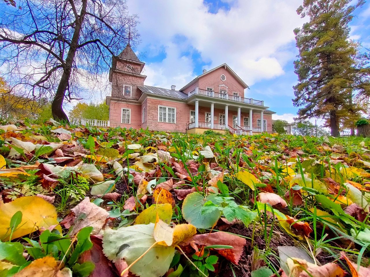 Щедрость слова, душа металла, красота устюженской земли