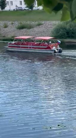 Речные прогулки на теплоходе 