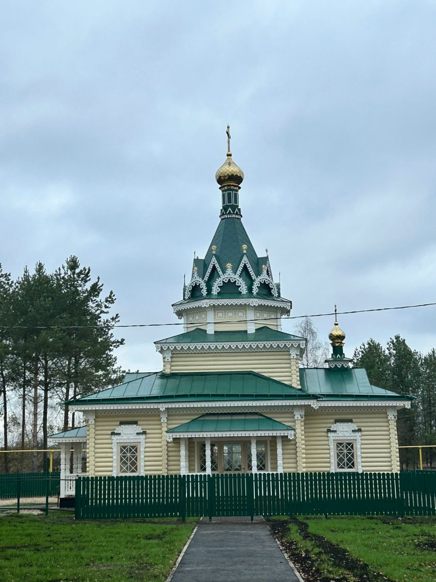 Храм Арсения Комельского