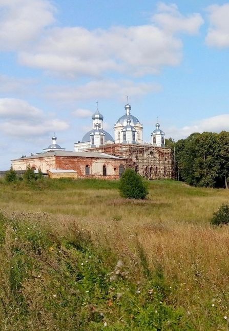 Храмовый комплекс XIX века:  Храм Георгия Победоносца и Храм Михаила Архангела