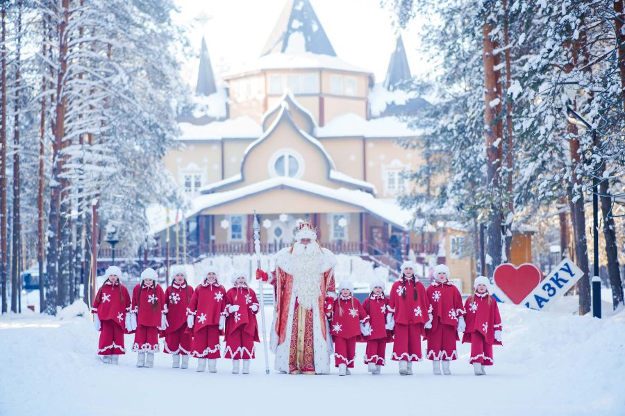 Погрузитесь в сказку: посетите Вотчину Деда Мороза в Великом Устюге!